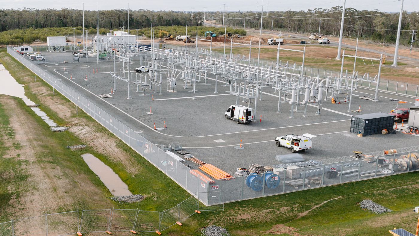Essential Energy Forest Glen switching station: 358 anti-climb mesh perimeter with razor wire topping, 2026