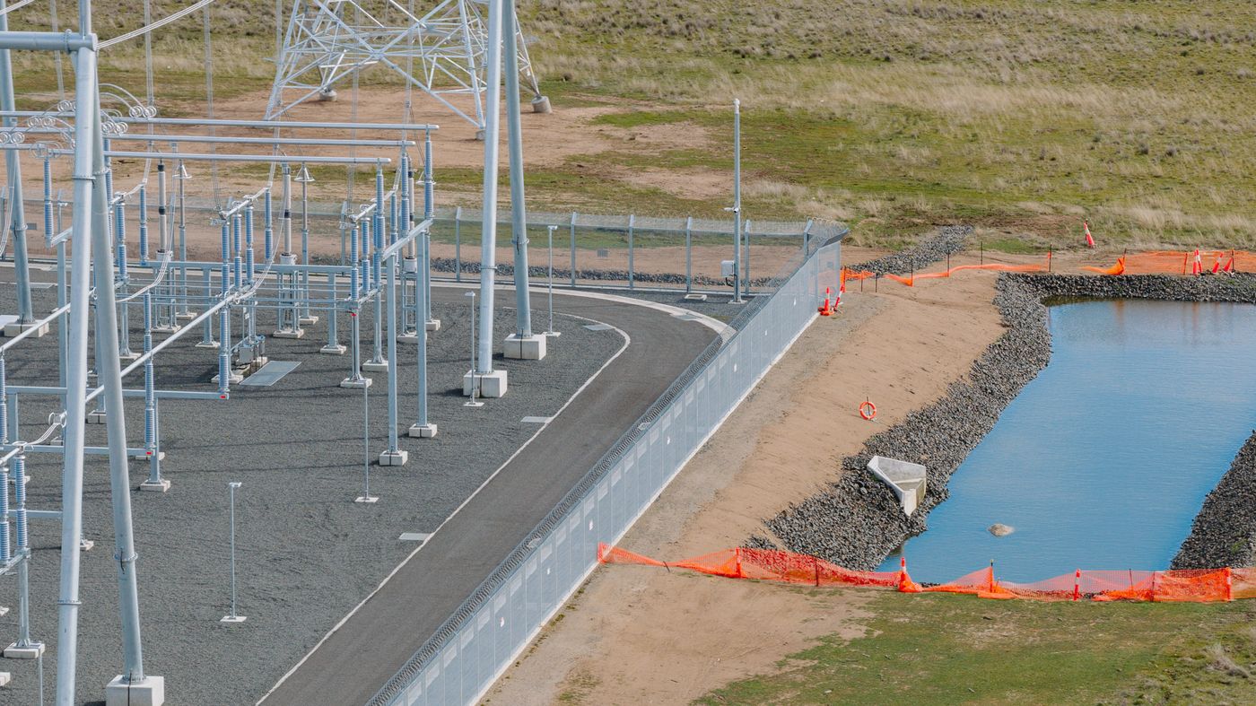 Uungula Wind Farm, near Wellington: substation perimeter fencing, 2026